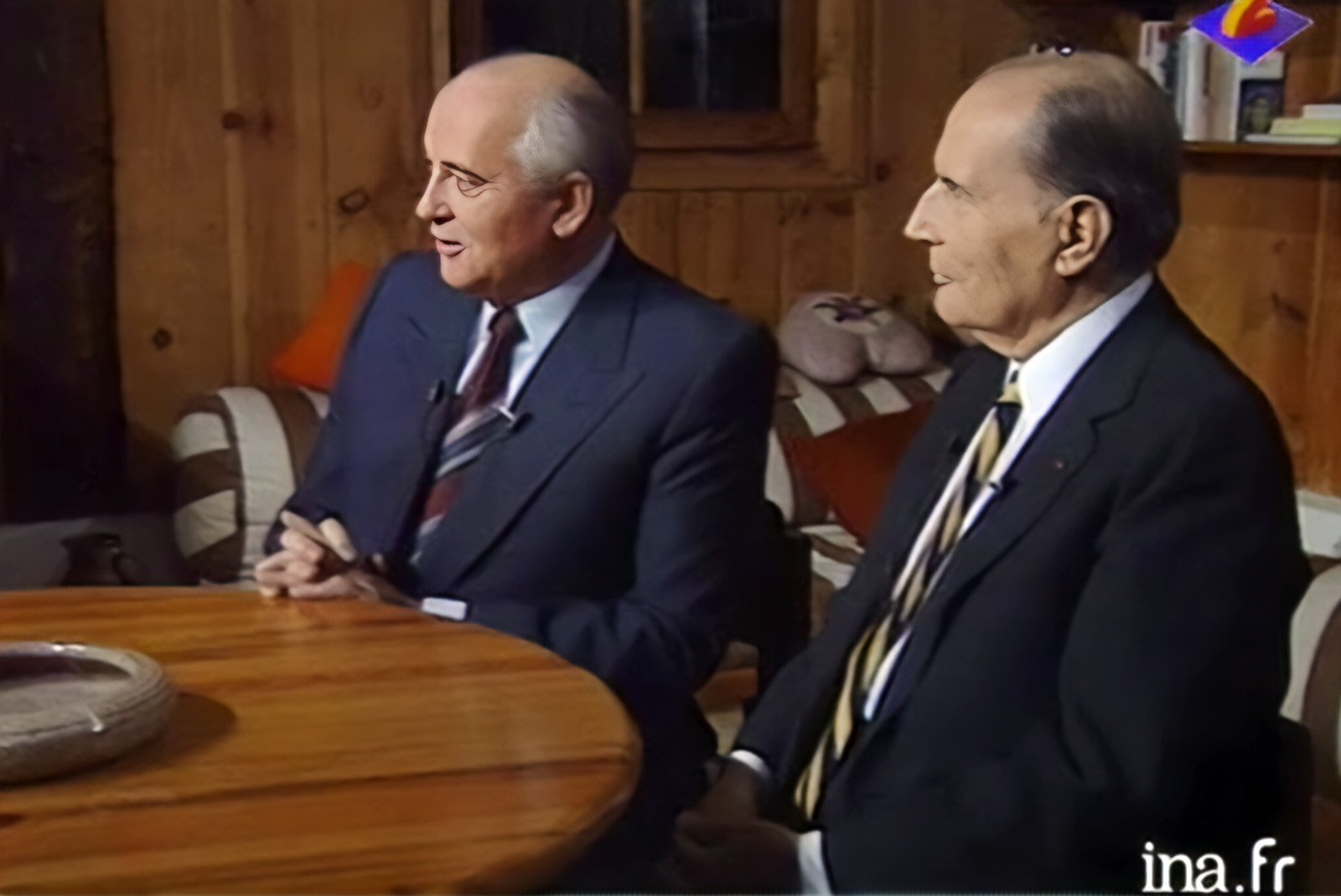Interview conjointe de François Mitterrand et de Mikhaïl Gorbatchev à France 2, le 30 octobre 1991