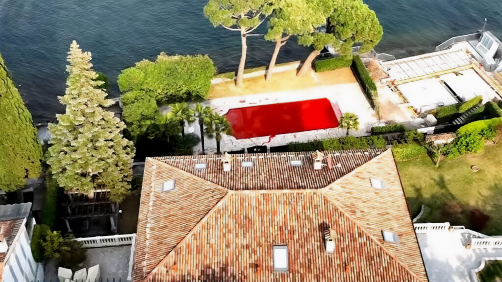 piscine rouge