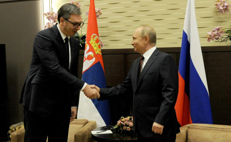 L’alliance Serbie-Russie, la diplomatie multivectorielle de Belgrade et l’improbable perspective européenne