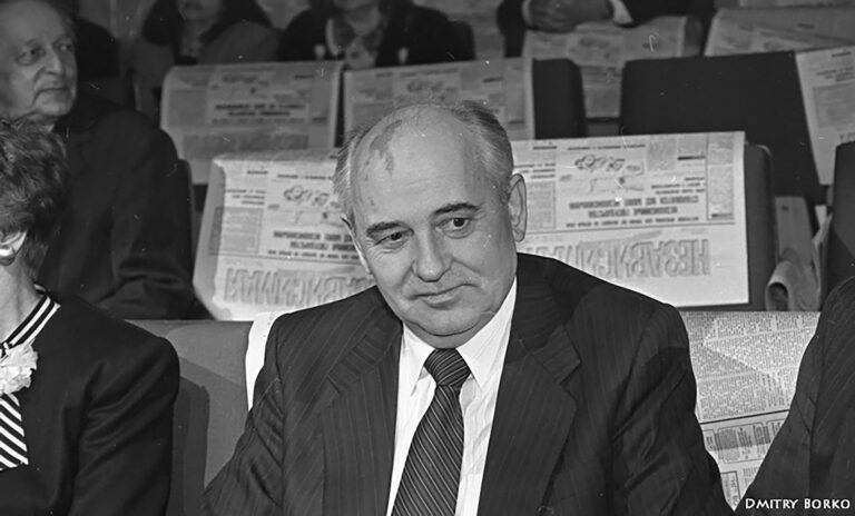 Hommage à Gorbatchev : « Il est venu nous donner la liberté »