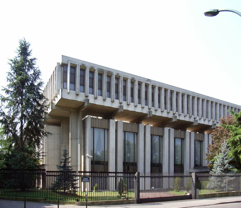 L’ambassade de Russie à Paris, histoire et histoires
