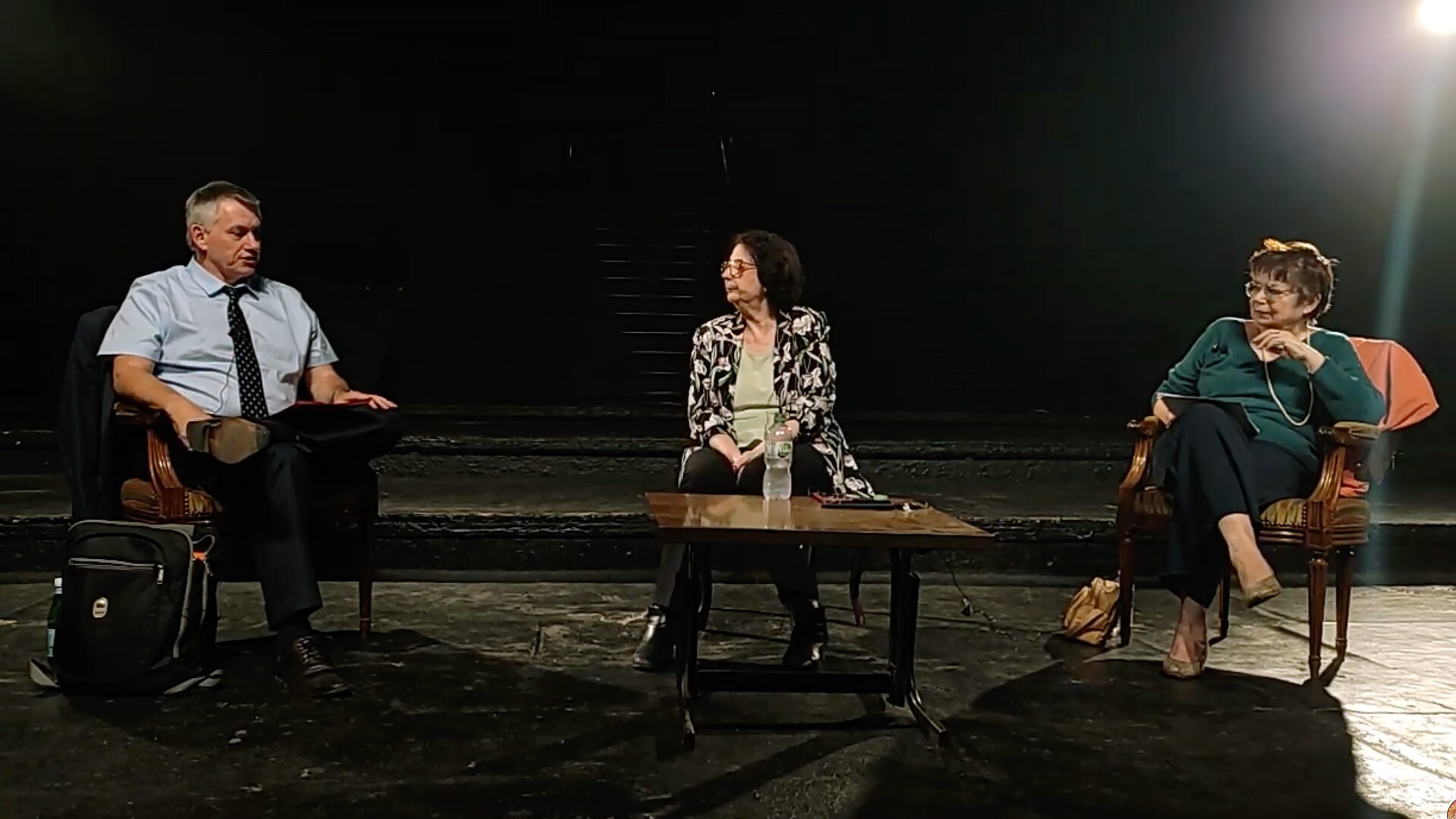 soiree-debat-video