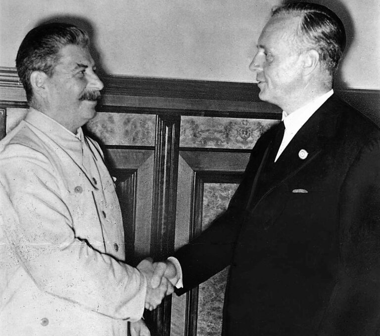 Pourquoi Staline refusait-il de croire à une attaque allemande ?