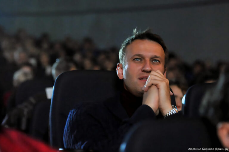 Alexeï Navalny : le politique et le dissident
