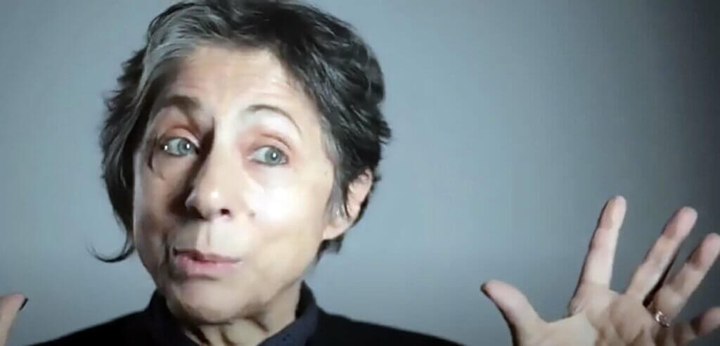 La sculptrice Esther Shalev-Gerz : « J’ai un problème avec les monuments » 3 medvedkova4