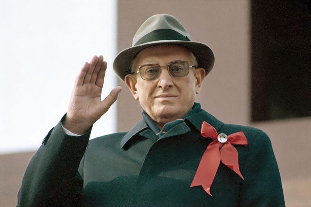 Les maîtres penseurs de Vladimir Poutine 2 bouthors andropov3